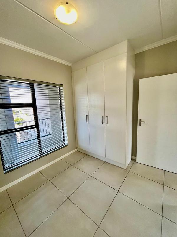 To Let 2 Bedroom Property for Rent in Brackenfell South Western Cape